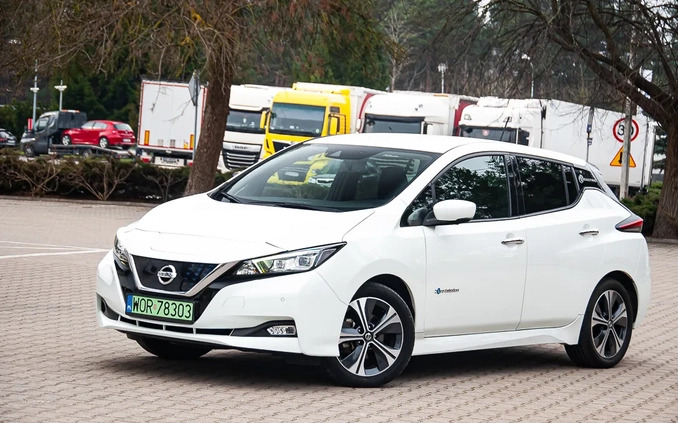 Nissan Leaf cena 69899 przebieg: 29000, rok produkcji 2019 z Lwówek małe 781